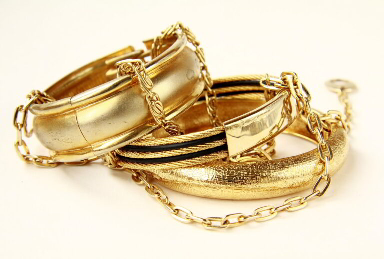 złoto próby 999 (24 karaty)