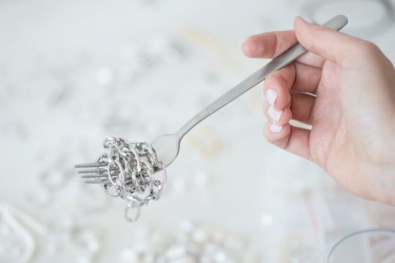 jak usunąć nalot ze srebra